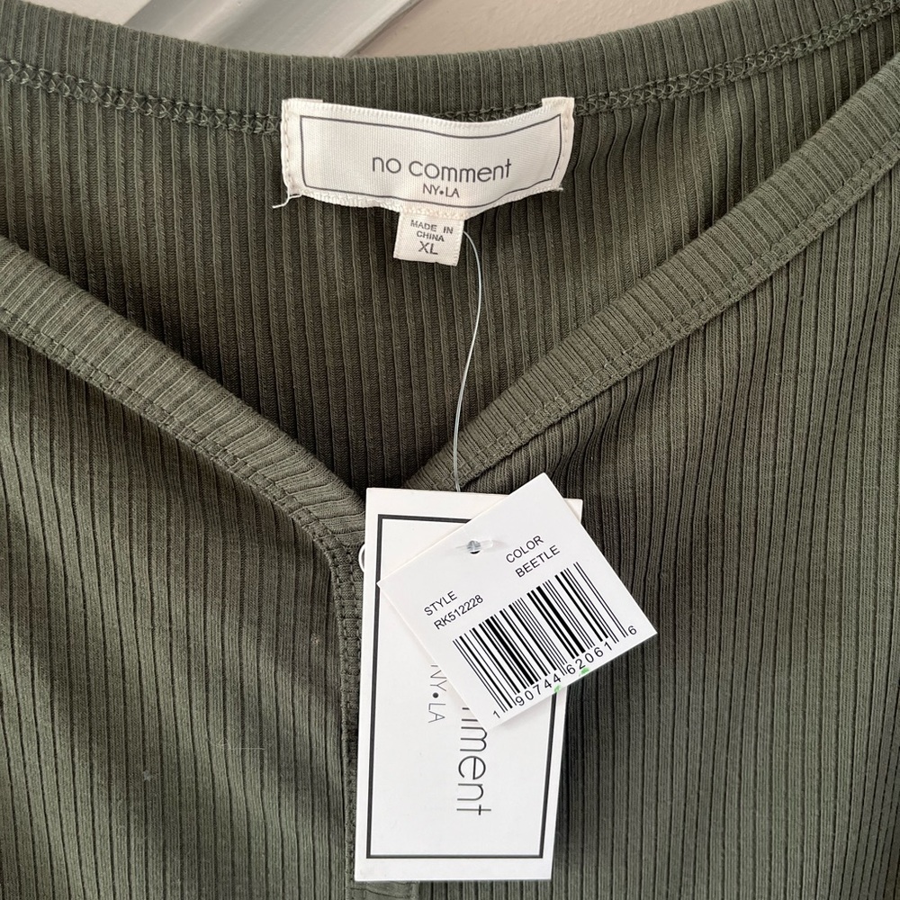 Green Ribbed Dress - Picture 3 of 5